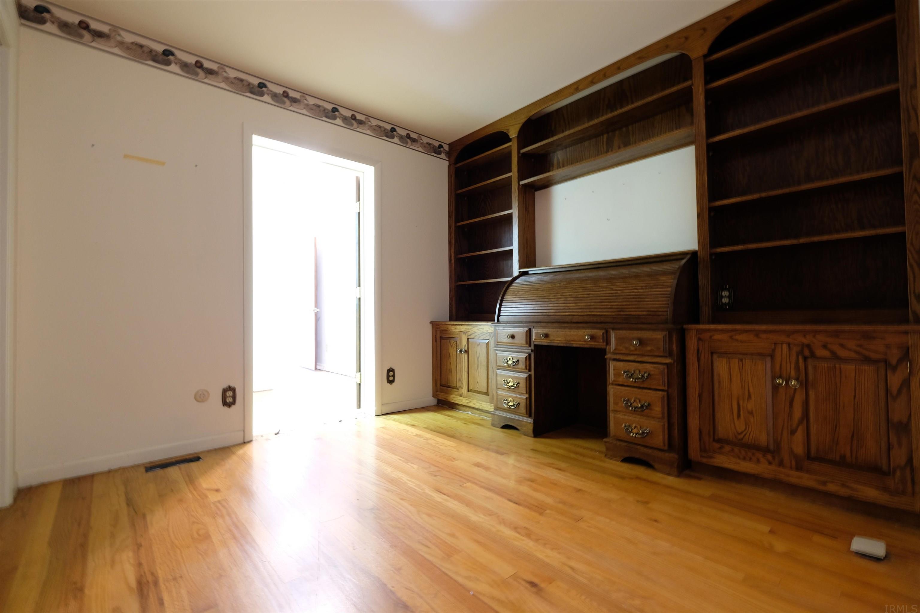 3613 East Post Road Bloomington, IN 47408 - Photo 8 of 29 Gallery Image 8