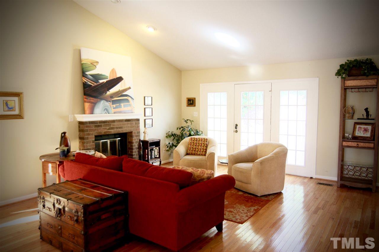 2840 Rue Sans Famille Raleigh, NC 27607 - Photo 6 of 21