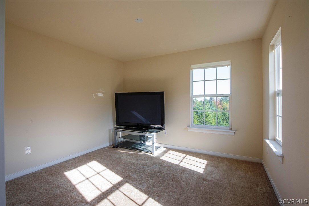 552 Waltons Store Road Louisa, VA 23093 - Photo 42 of 50 a workspace with a window