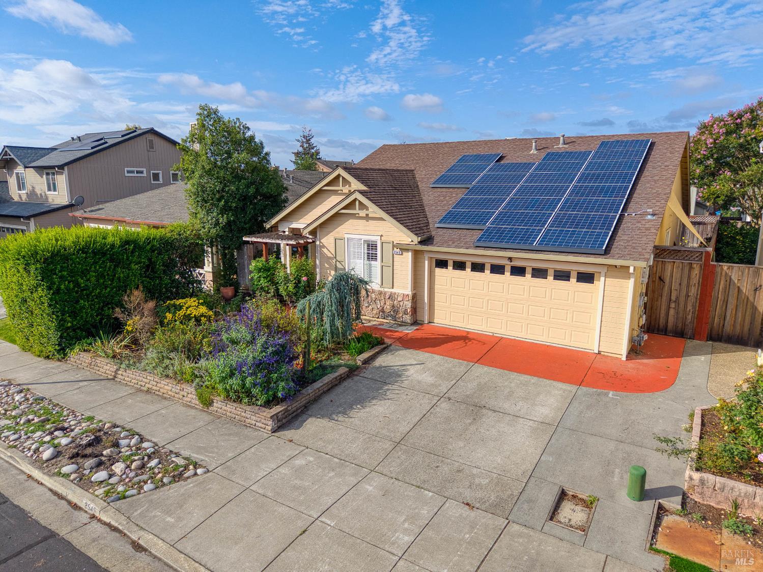 2545 Thistle Creek Street Santa Rosa, CA 95404 - Photo 4 of 59 a view of a backyard with plants and outdoor seating