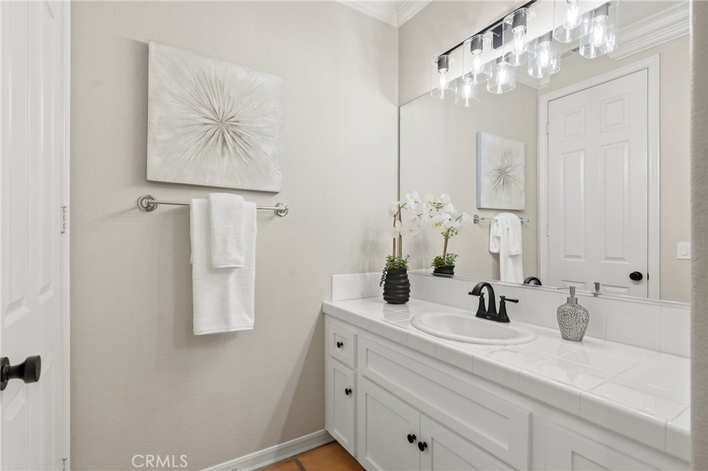 1665 Tyler Drive Fullerton, CA 92835 - Photo 36 of 56 En-suite Bathroom