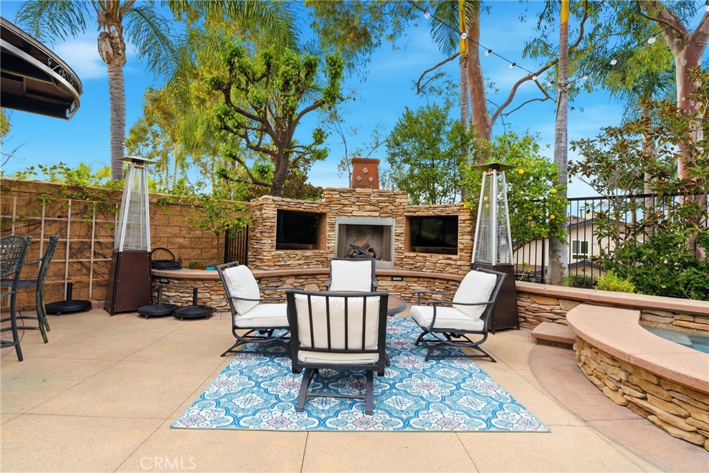 1665 Tyler Drive Fullerton, CA 92835 - Photo 53 of 56 Lounge and Chat