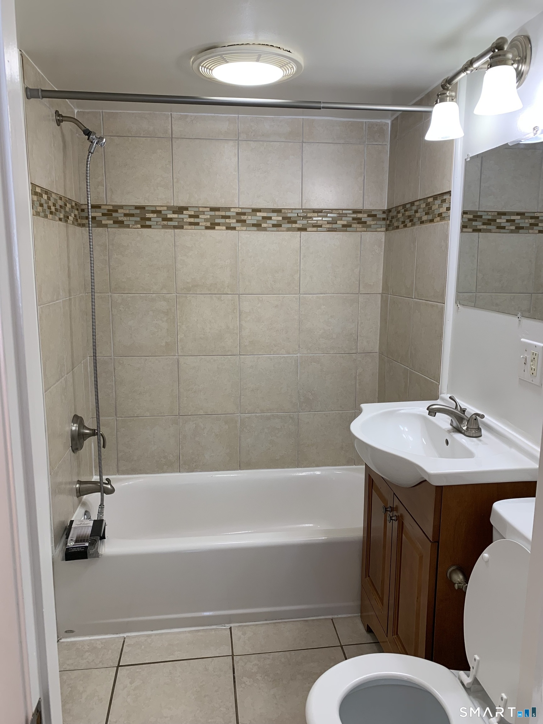 372 Hartford Road Brooklyn, CT 06234 - Photo 5 of 10