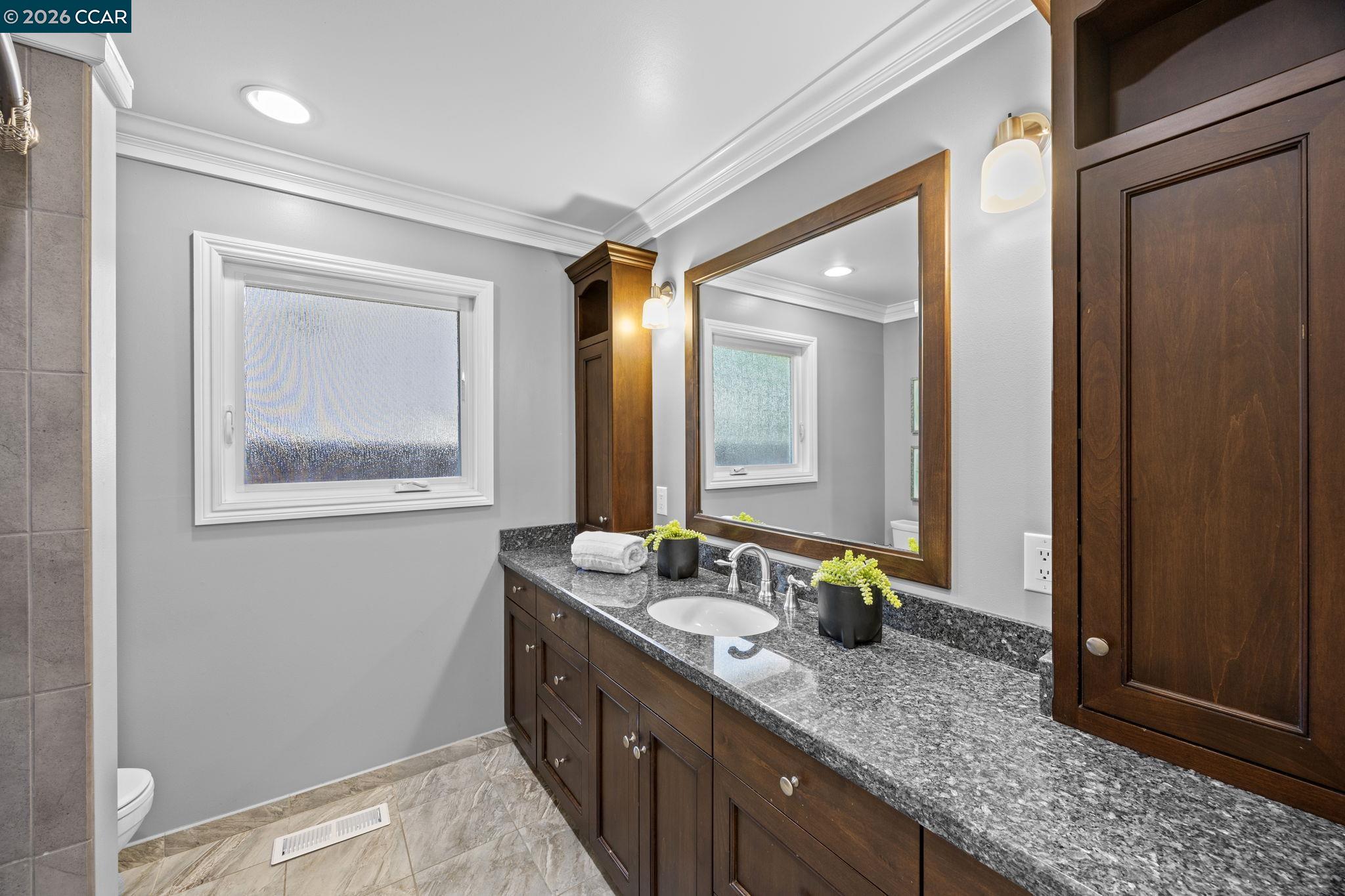 1320 Hookston Road Concord, CA 94518 - Photo 14 of 41 Gallery Image 14