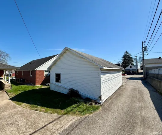$210,000 | 1411 Main Street, Jasper, IN 47546