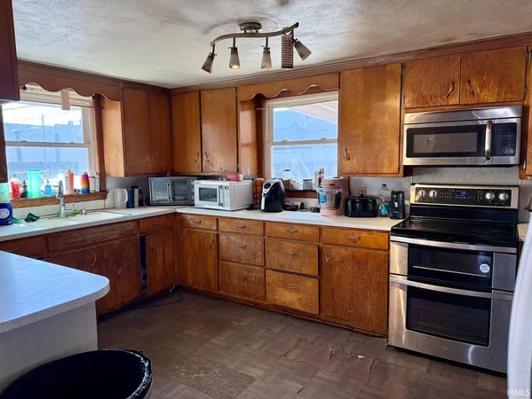 $210,000 | 1411 Main Street, Jasper, IN 47546