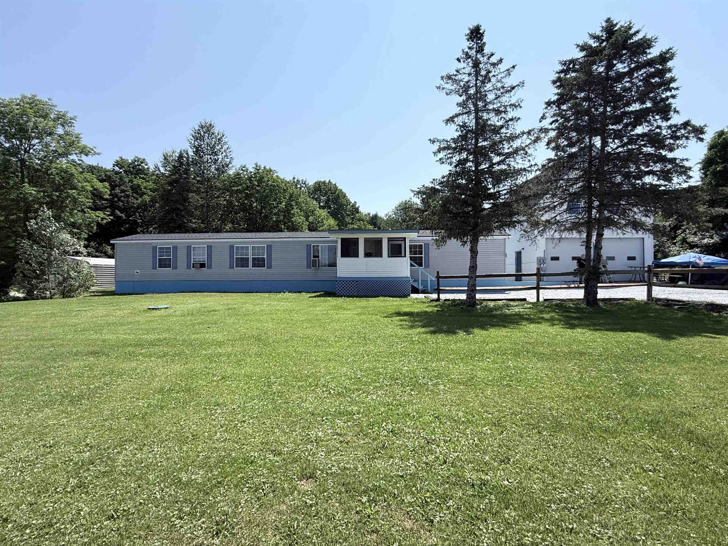 4056 Middle Road Clarendon, VT 05759 - Photo 3 of 40