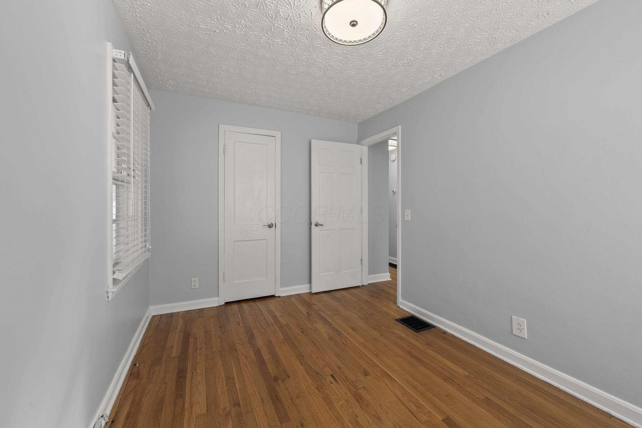 340 Wetmore Road Columbus, OH 43214 - Photo 14 of 47 22-web-or-mls-DSC05363