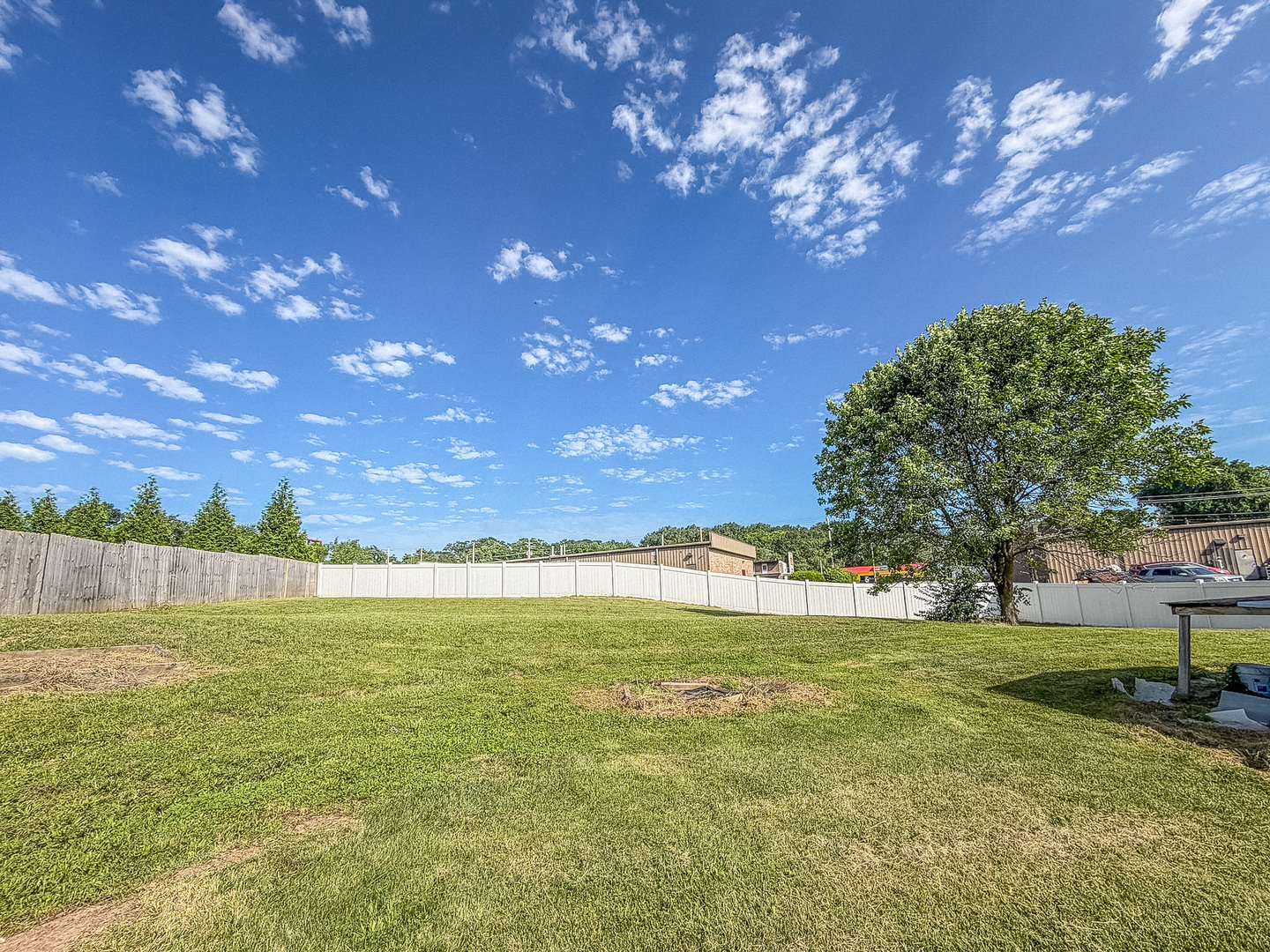3750 East Lake Shore Drive Decatur, IL 62521 - Photo 36 of 38