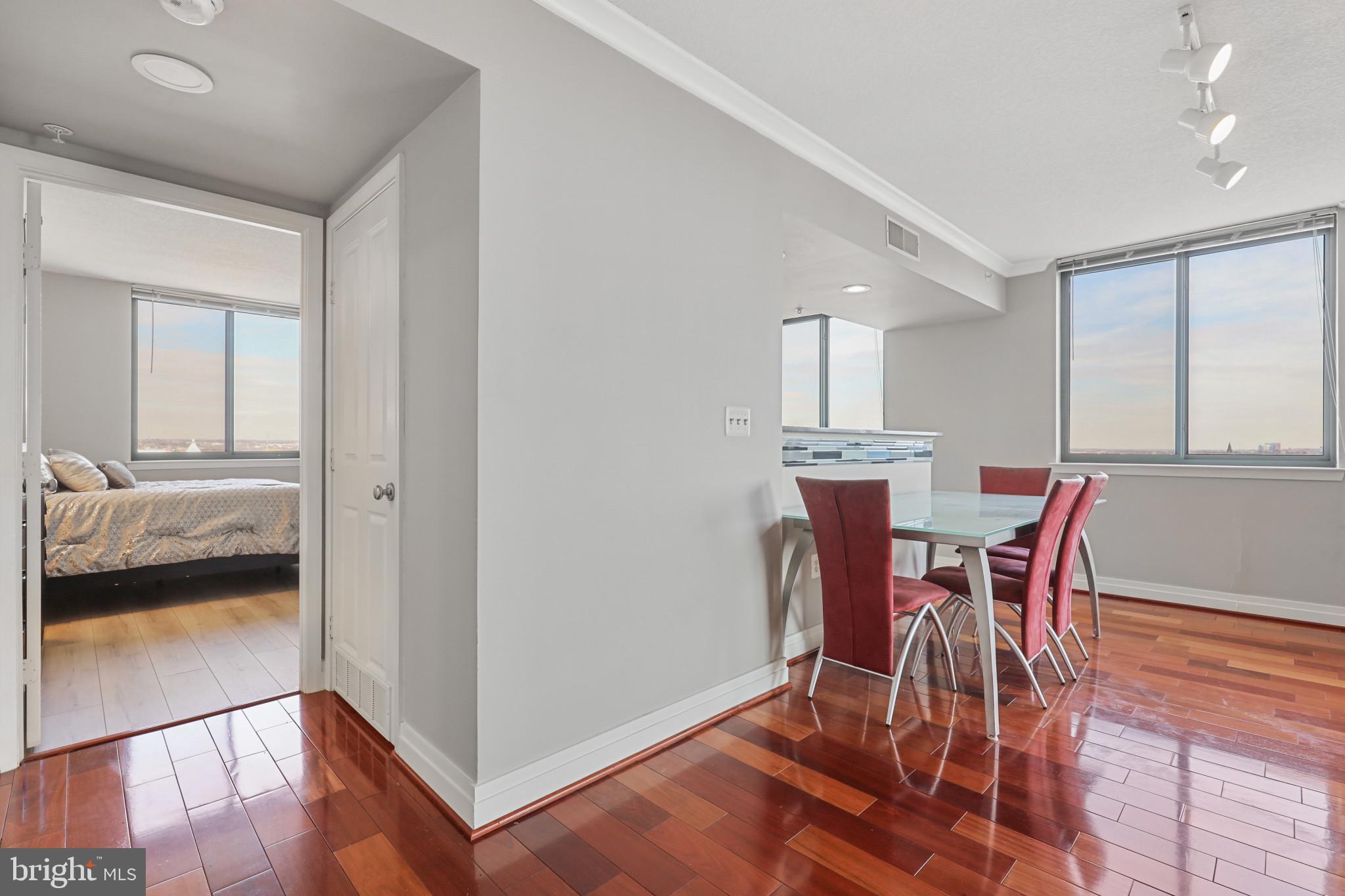 414 Water Street, Unit 2012 Baltimore, MD 21202 - Photo 19 of 83