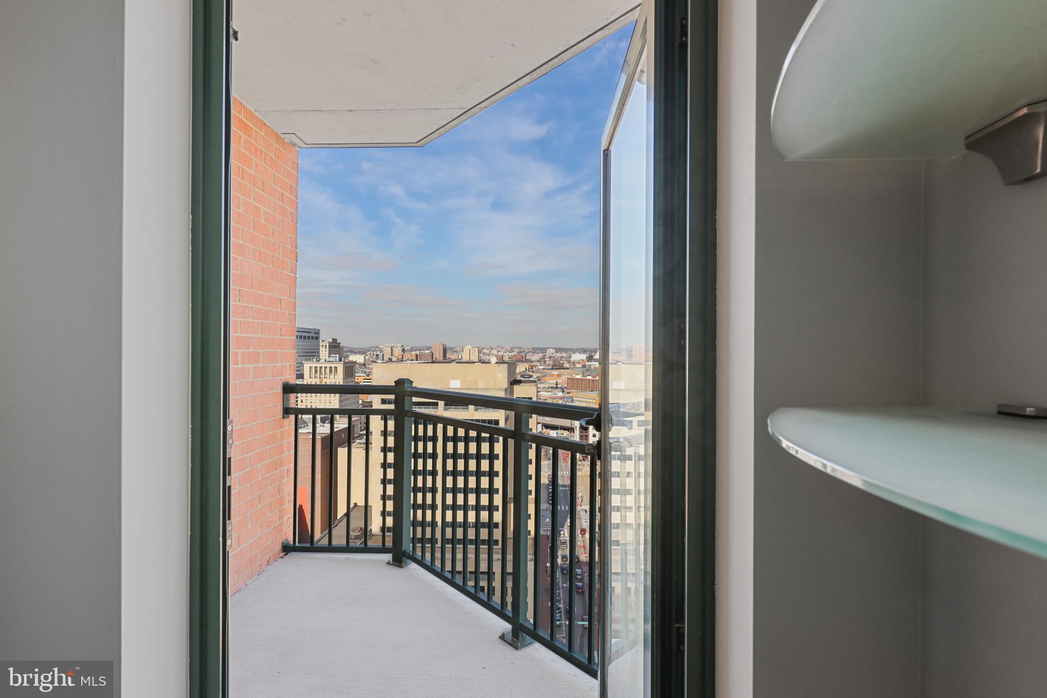 414 Water Street, Unit 2012 Baltimore, MD 21202 - Photo 21 of 83