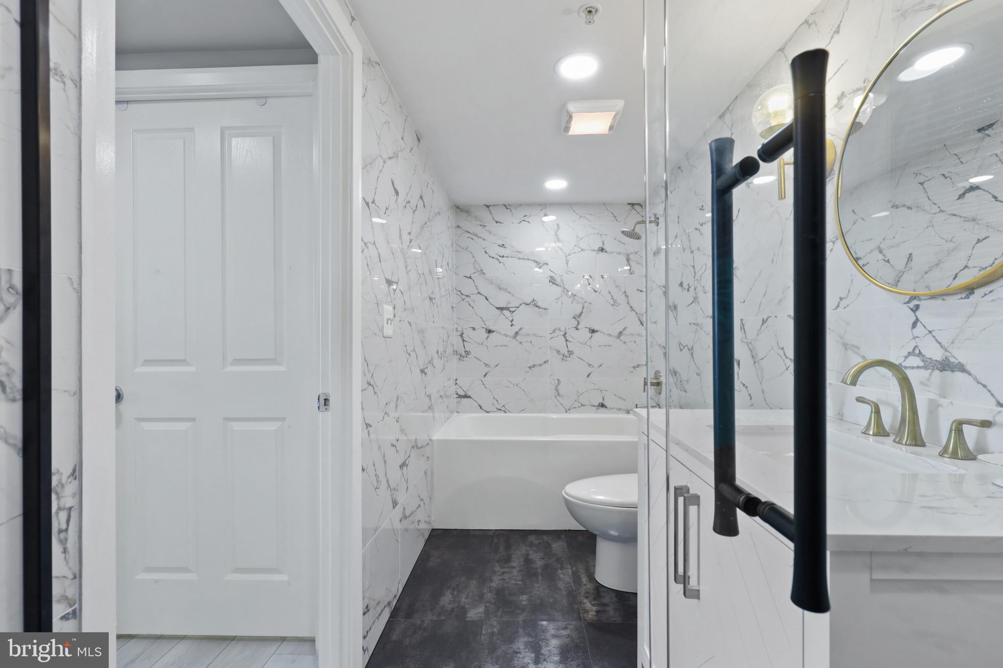 414 Water Street, Unit 2012 Baltimore, MD 21202 - Photo 43 of 83