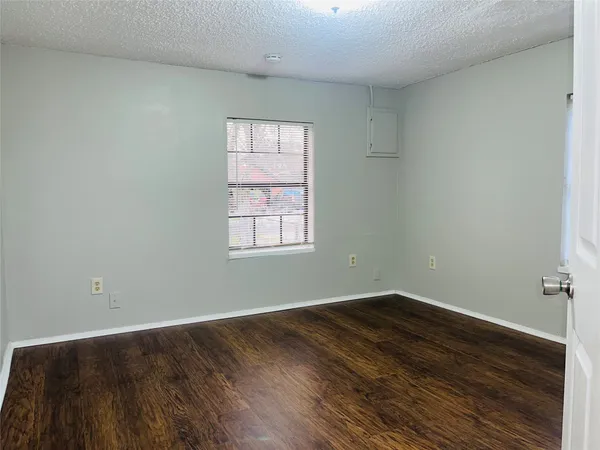 $1,350 | 166 Sycamore Drive, Richwood, TX 77531