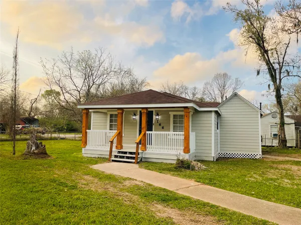 $1,350 | 166 Sycamore Drive, Richwood, TX 77531
