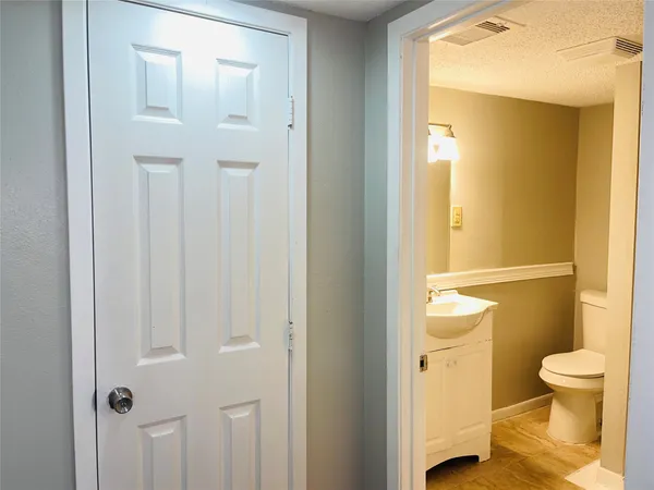 $1,350 | 166 Sycamore Drive, Richwood, TX 77531