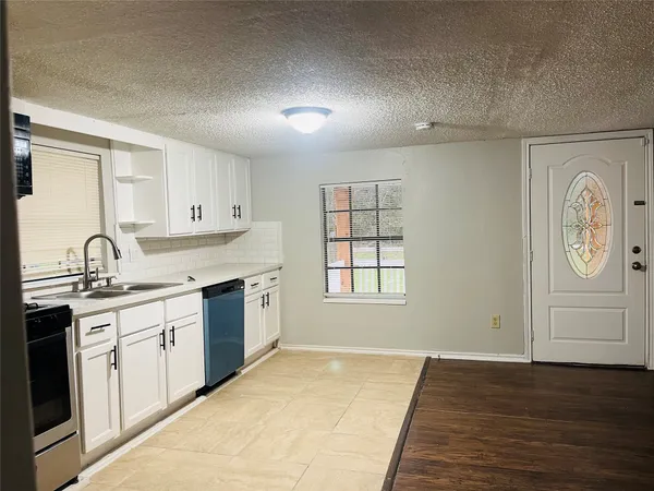 $1,350 | 166 Sycamore Drive, Richwood, TX 77531