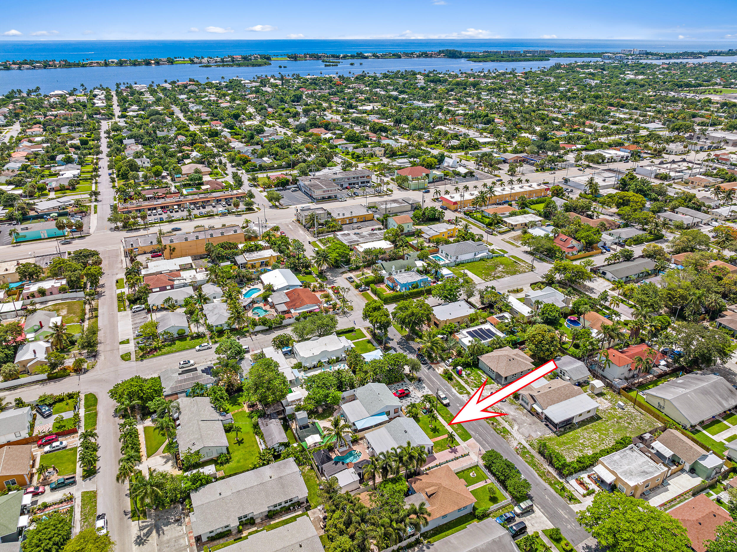 517 Colonial Road West Palm Beach, FL 33405 - Photo 22 of 23 517 Colonial Rd MLS-32