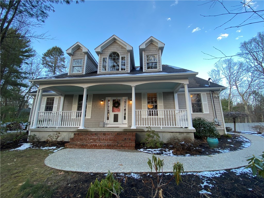 179 Stillwater Road Smithfield, RI 02917 - Photo 1 of 34 Gallery Image 1