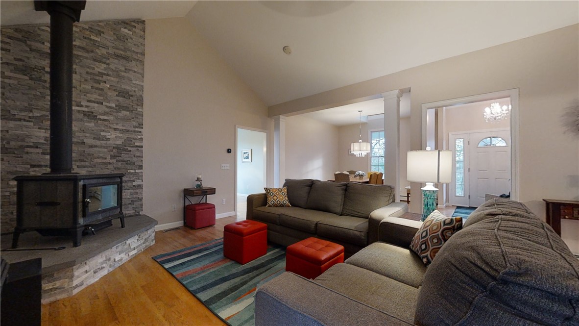 179 Stillwater Road Smithfield, RI 02917 - Photo 11 of 34 Gallery Image 11