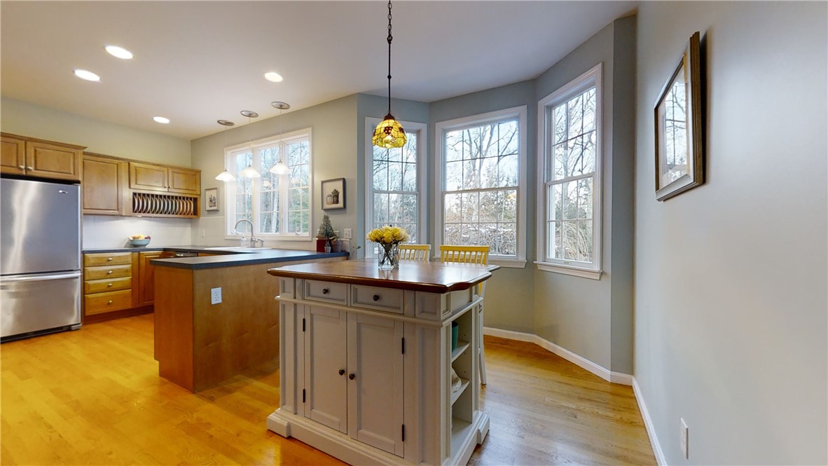 179 Stillwater Road Smithfield, RI 02917 - Photo 18 of 34 Gallery Image 18