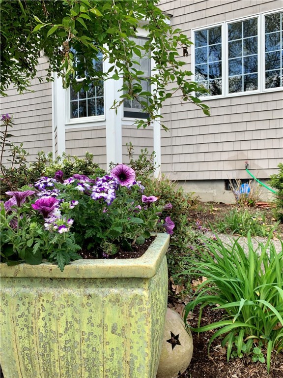 179 Stillwater Road Smithfield, RI 02917 - Photo 29 of 34 Gallery Image 29