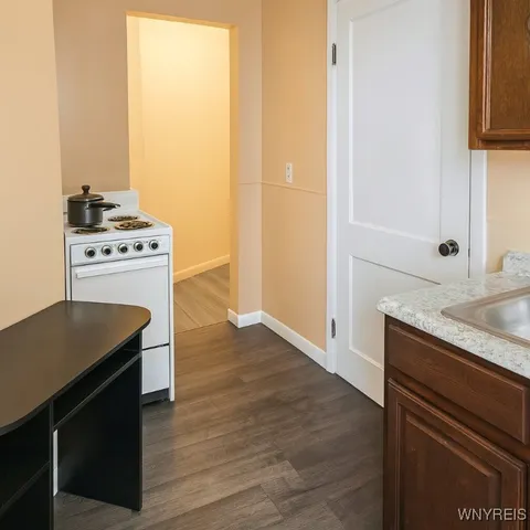 $2,600 | 64 Montrose Avenue, Buffalo, NY 14214