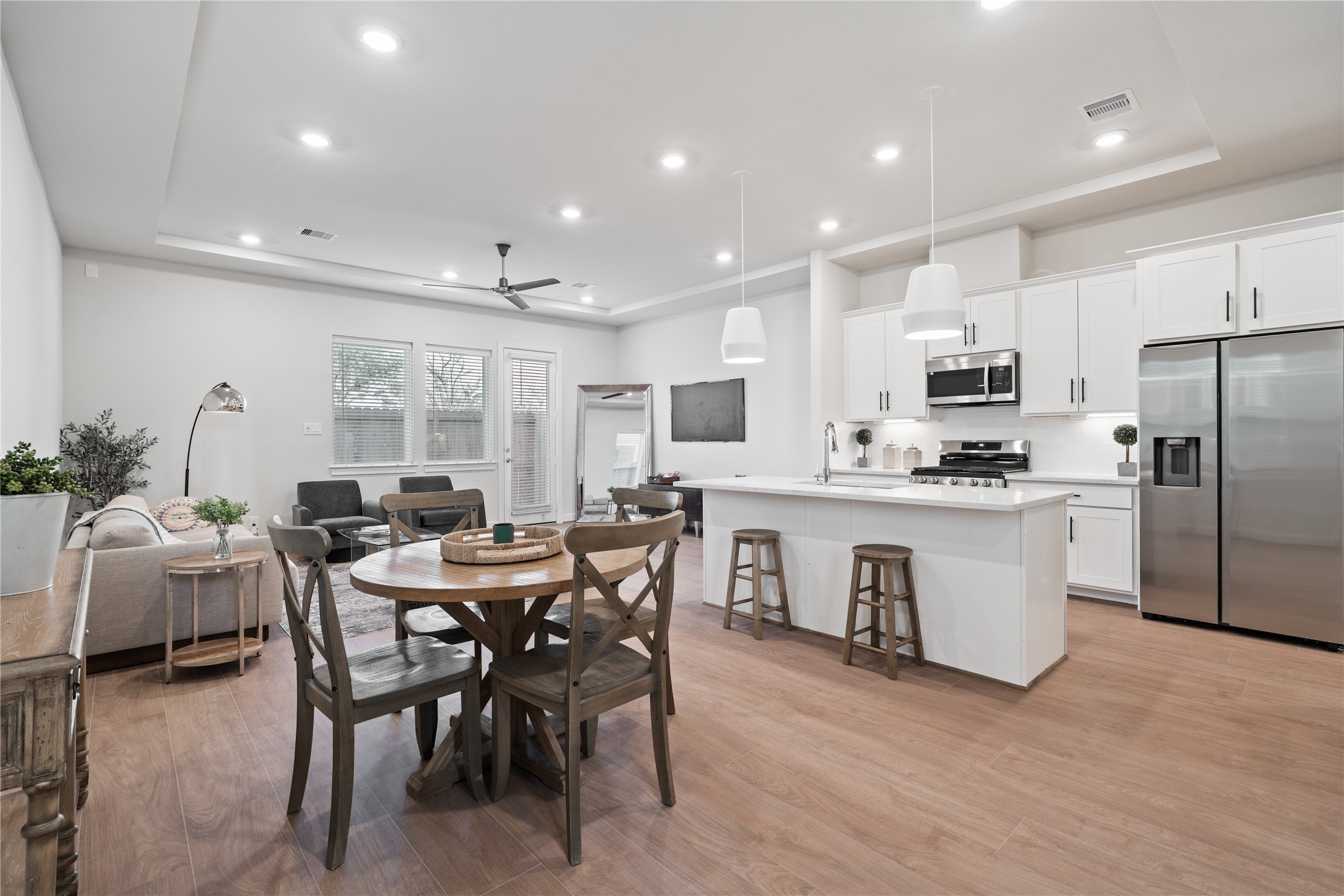 6503 Rena Street Houston, TX 77092 - Photo 6 of 33 Open living and dining arranged for everyday comfort without wasted space.