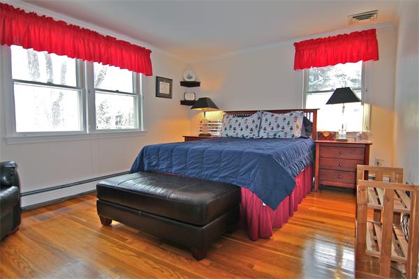 8 Thornberry Road Winchester, MA 01890 - Photo 22 of 29 Gallery Image 22