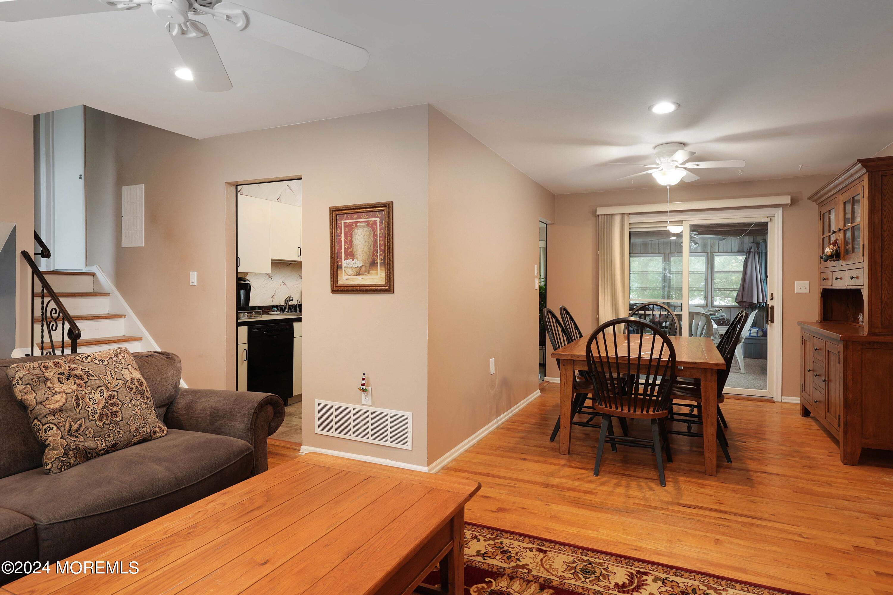 11 Lancelot Road Manalapan, NJ 07726 - Photo 8 of 32 758A7419