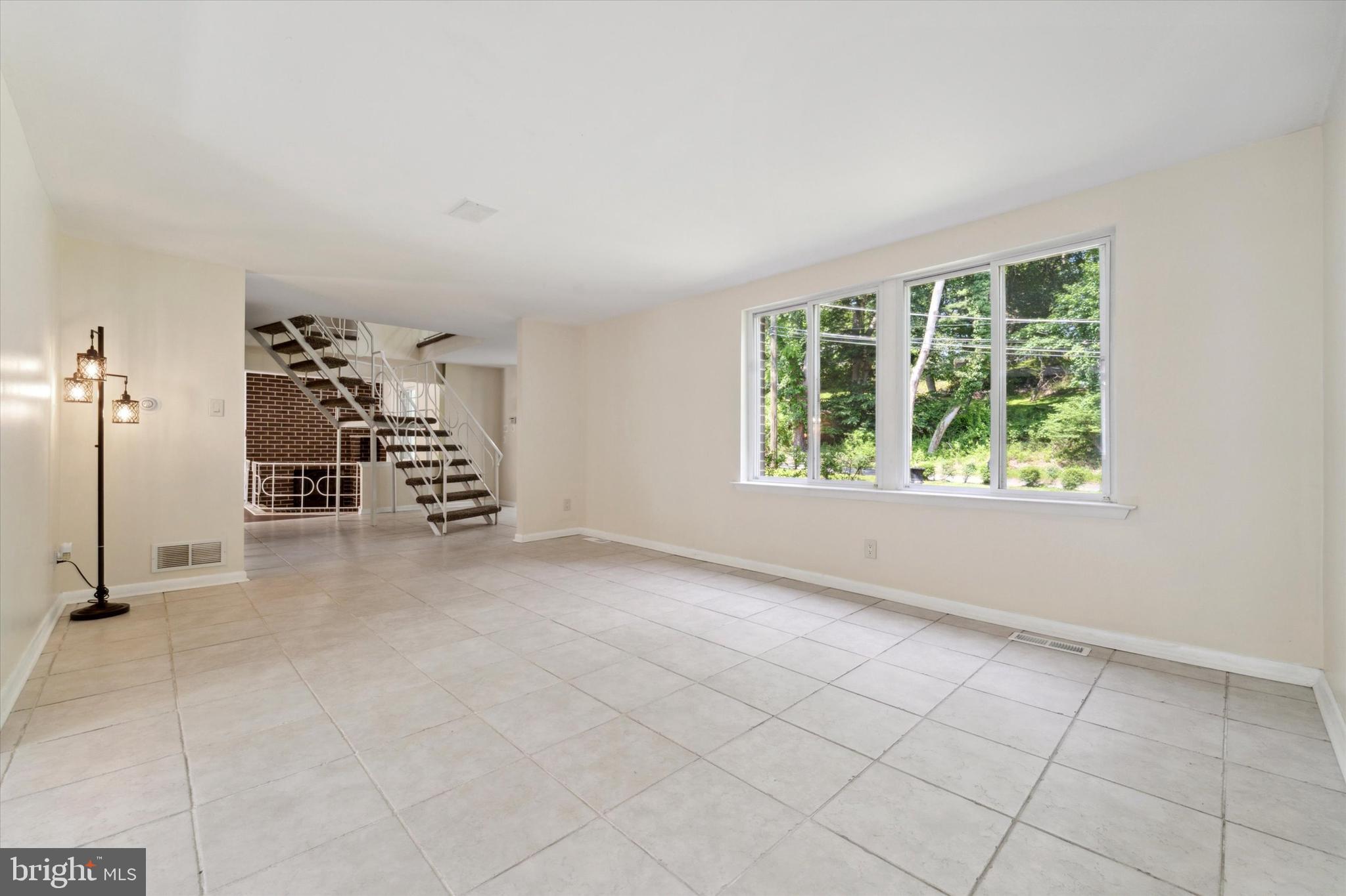 430 East Rose Tree Road Media, PA 19063 - Photo 3 of 30