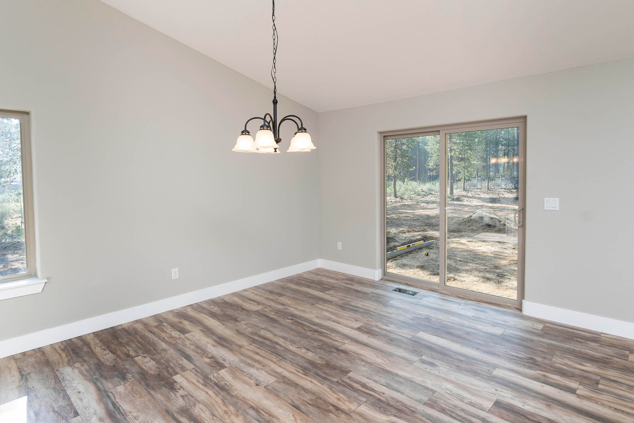 17163 Bakersfield Road Bend, OR 97707 - Photo 11 of 22 17163 Bakersfield Rd_0018 copy