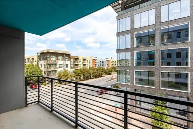 $2,895 | 1701 Simond Avenue, Unit 310, Austin, TX 78723