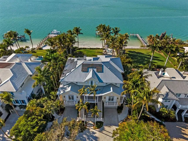 $13,950,000 | 3440 Gulfmead Drive, Sarasota, FL 34242