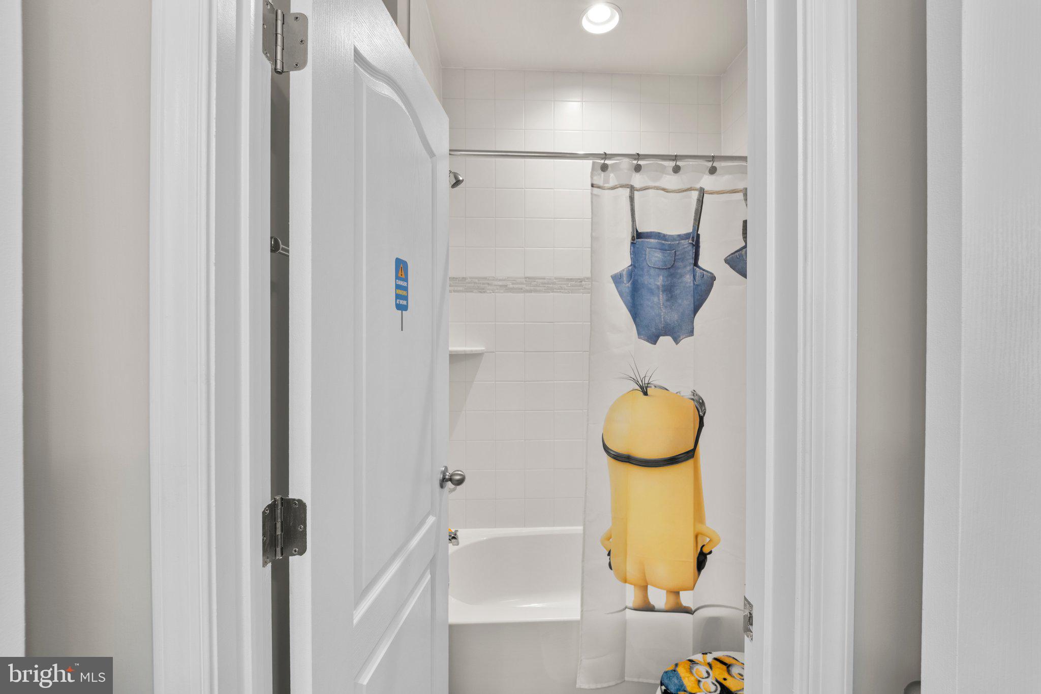 6620 Timber Ridge Lane Bryans Road, MD 20616 - Photo 41 of 63 Jack and Jill bathroom