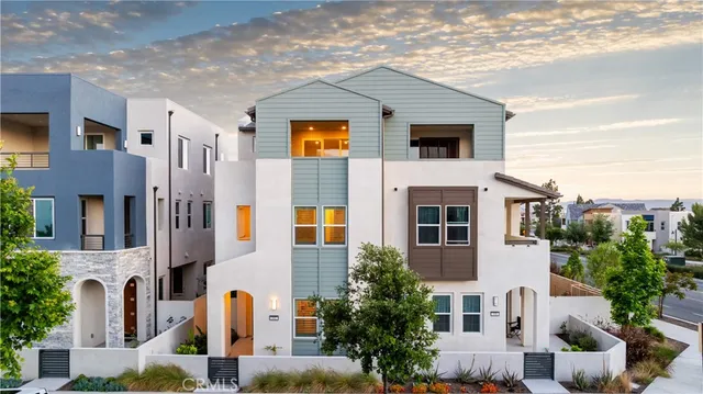 $1,649,999 | 102 Culture, Irvine, CA 92618