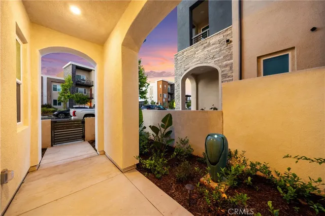 $1,649,999 | 102 Culture, Irvine, CA 92618