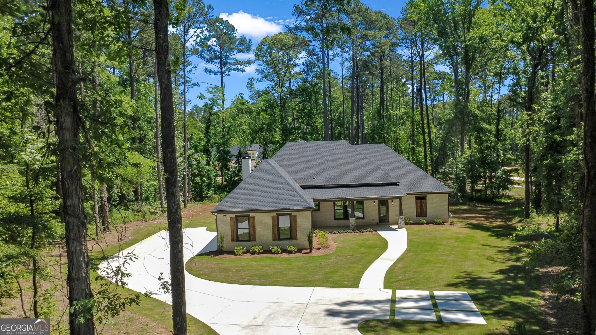 2043 Fischer Road Sharpsburg, GA 30277 - Photo 5 of 52