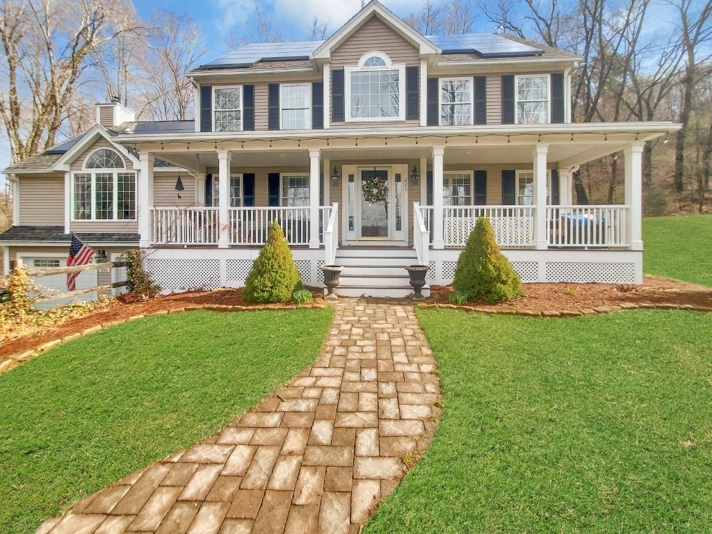 220 South Cross Road Haverhill, MA 01835 - Photo 2 of 42 Gallery Image 2