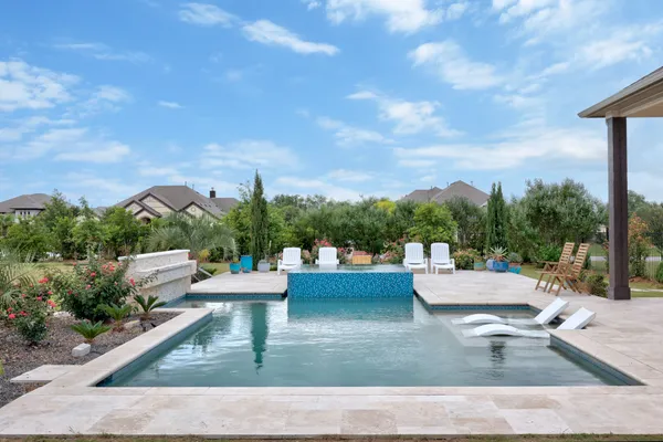 $1,175,000 | 331 Linden Loop, Driftwood, TX 78619