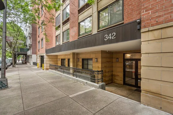 $455,000 | 342 East 119th Street, Unit 6D | East Harlem