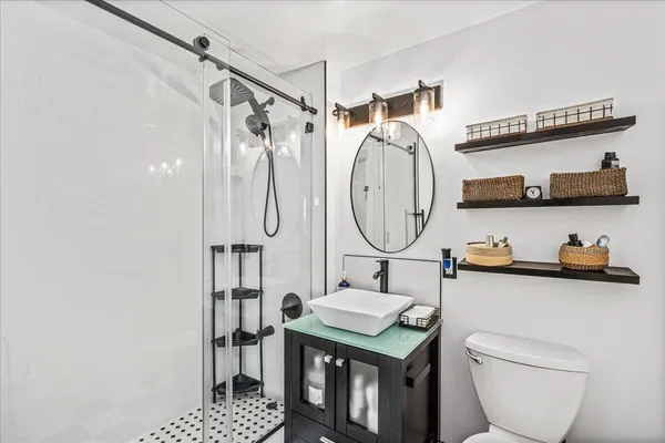 $455,000 | 342 East 119th Street, Unit 6D | East Harlem