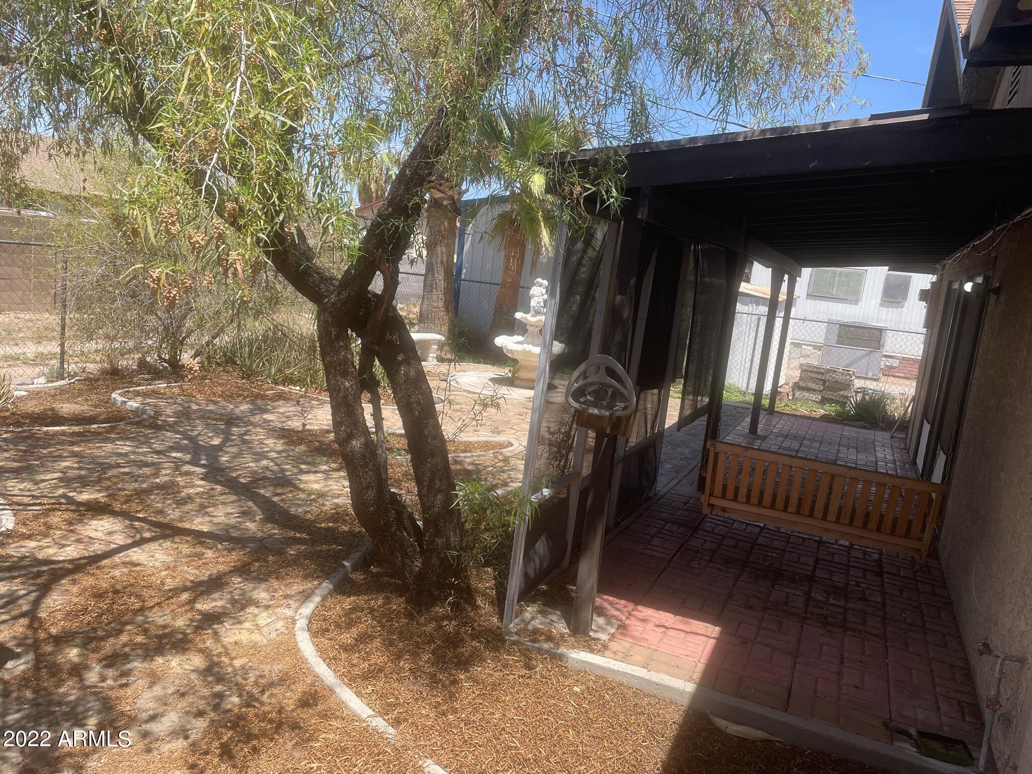 628 South Desert View Drive Apache Junction, AZ 85120 - Photo 3 of 4 Patio-Yard-628 S Desert View