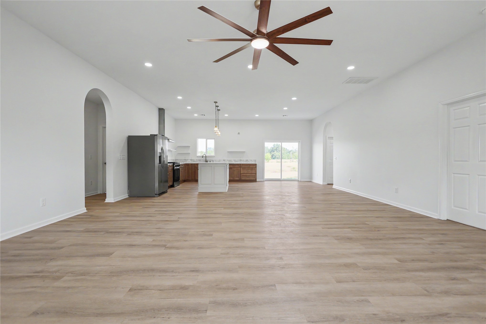 5400 West Groat Road Hulbert, OK 74441 - Photo 8 of 100 Gallery Image 8