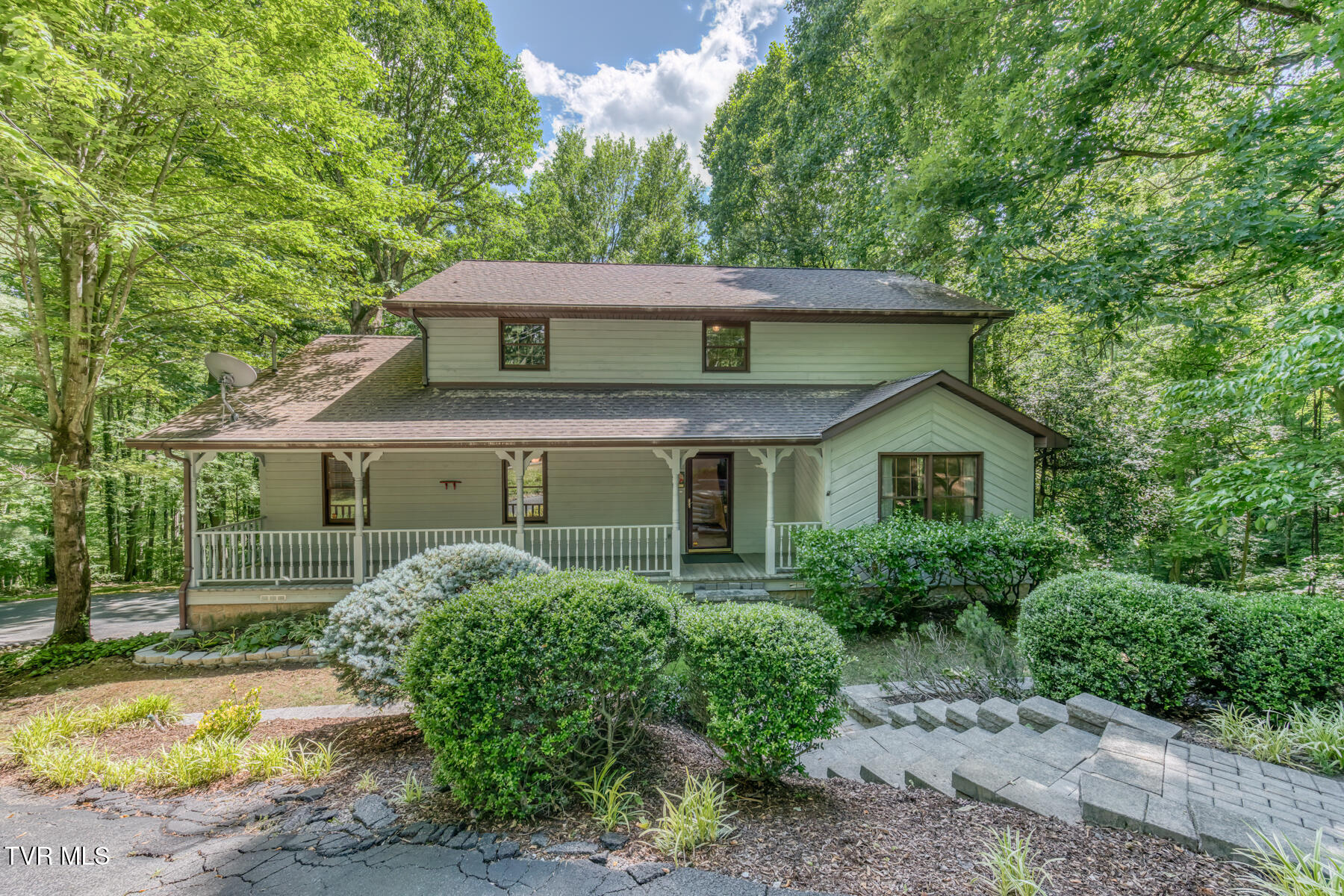 2204 Nantucket Road Johnson City, TN 37604 - Photo 1 of 71 2204 Nantucket Rd-1