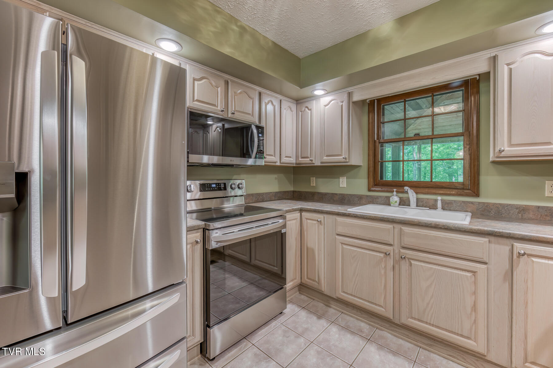 2204 Nantucket Road Johnson City, TN 37604 - Photo 19 of 71 2204 Nantucket Rd-19