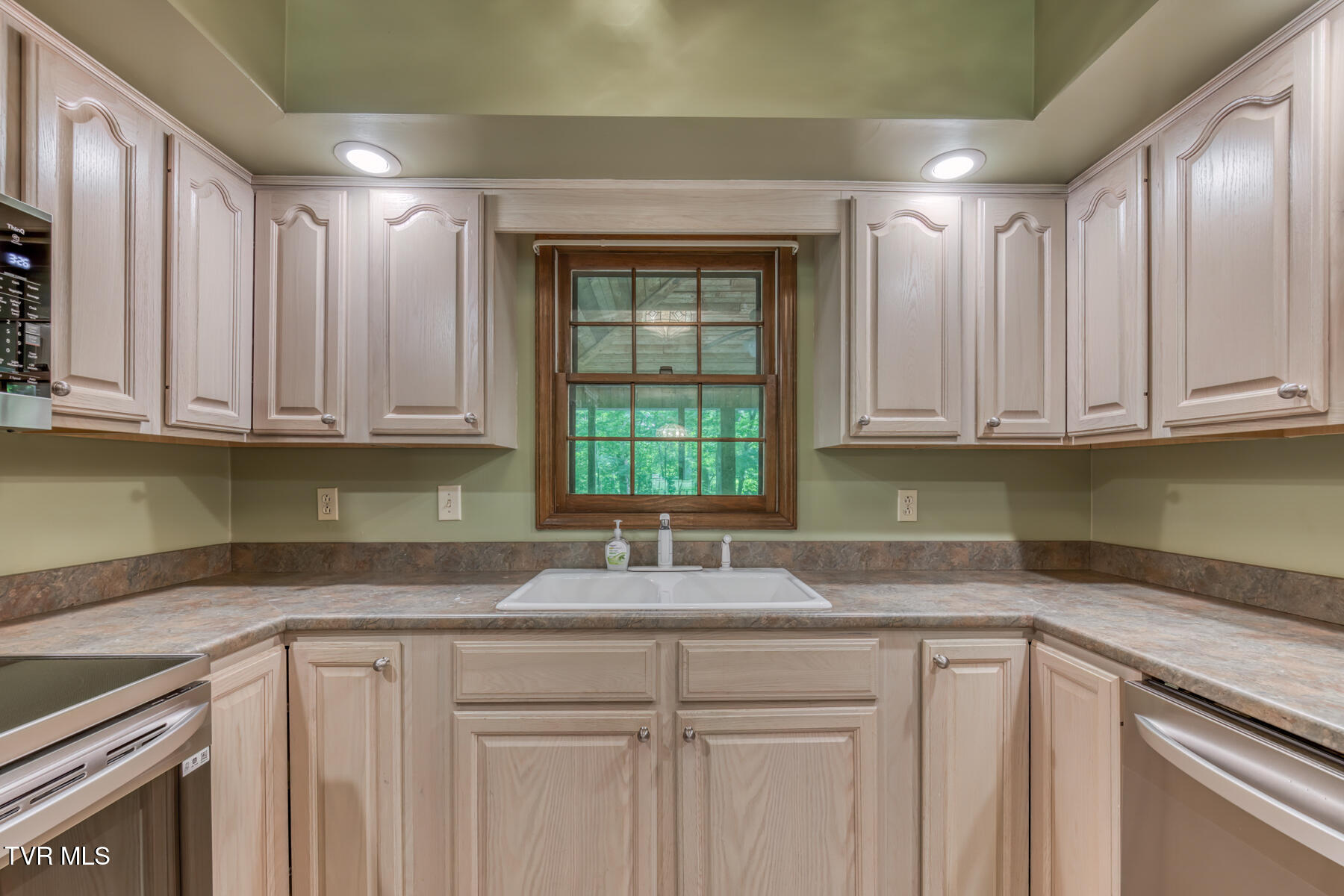 2204 Nantucket Road Johnson City, TN 37604 - Photo 20 of 71 2204 Nantucket Rd-20