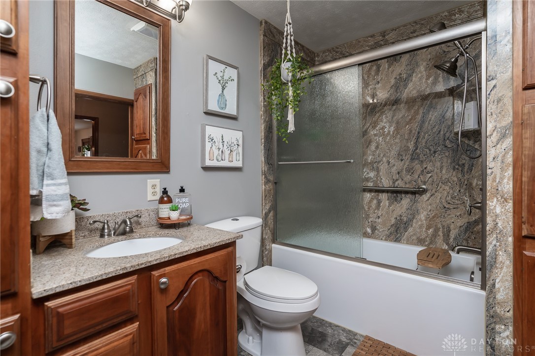13535 E Road St. Paris, OH 43072 - Photo 37 of 63 Gallery Image 37