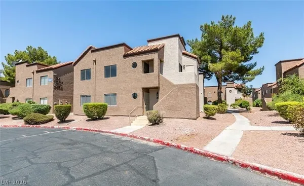 $1,406 | 2982 Juniper Hills Boulevard, Unit 201, Las Vegas, NV 89142
