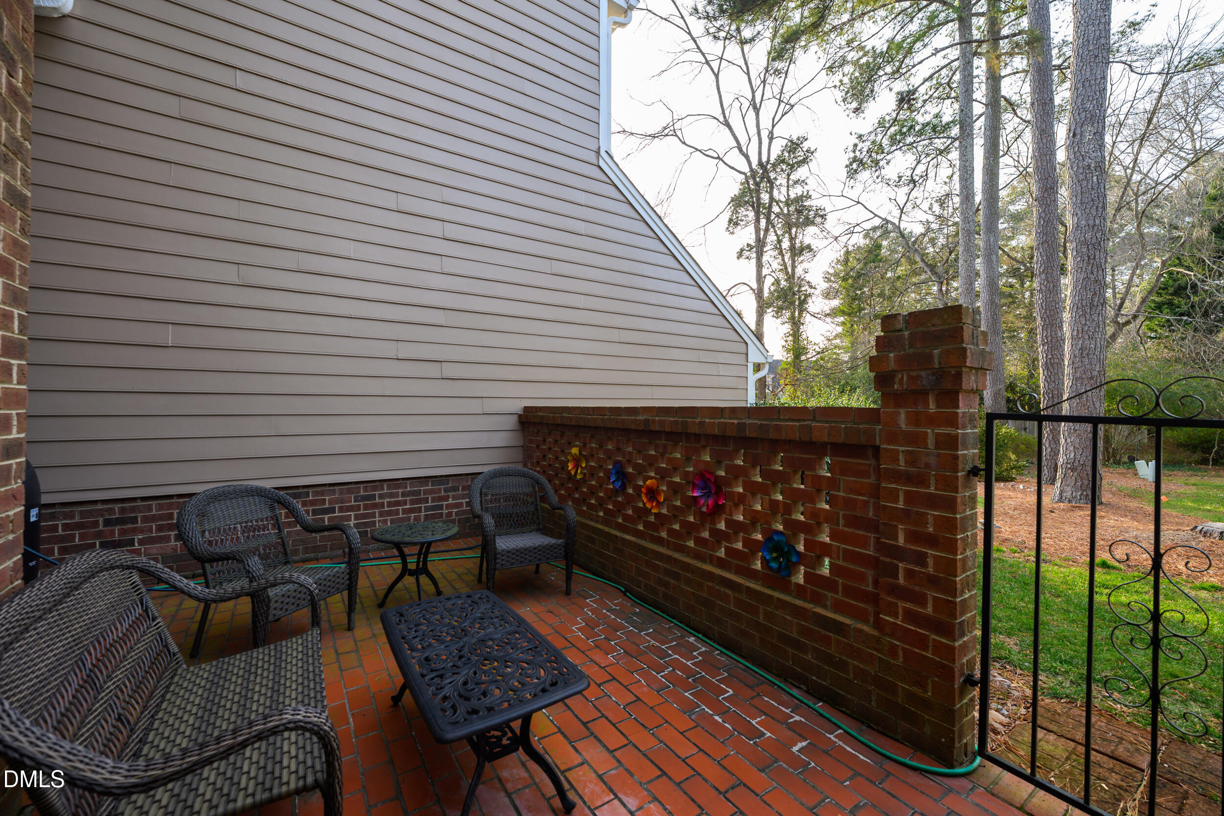 6011 Tenter Banks Square Raleigh, NC 27609 - Photo 28 of 35 33 -6011 tenter banks square, exterior