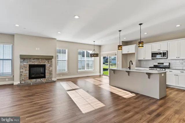 $449,900 | 122 Stickley Drive, Mechanicsburg, PA 17055